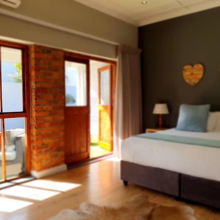 Two Fat Owls Guesthouse จอร์จ ภายนอก รูปภาพ
