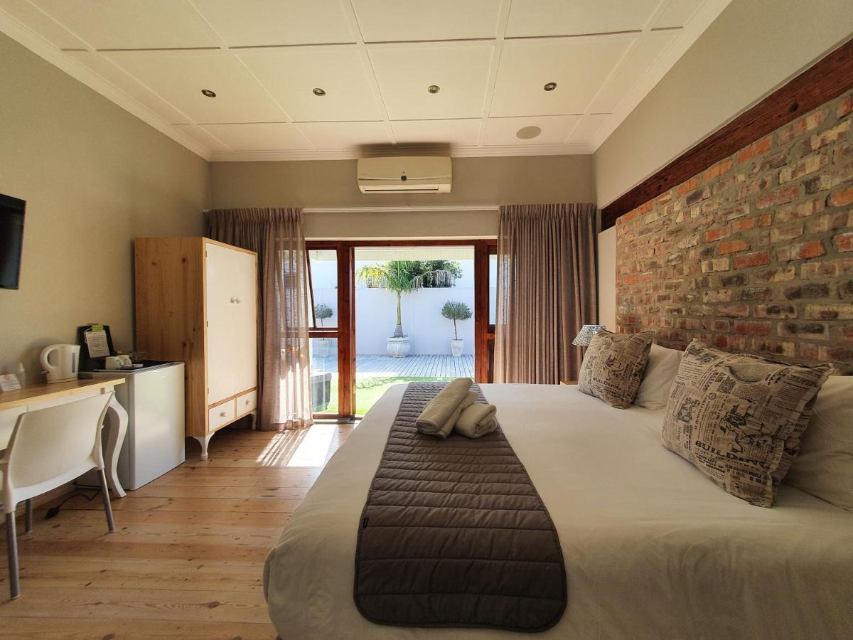 Two Fat Owls Guesthouse จอร์จ ภายนอก รูปภาพ