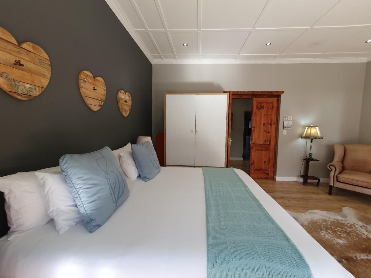 Two Fat Owls Guesthouse จอร์จ ภายนอก รูปภาพ