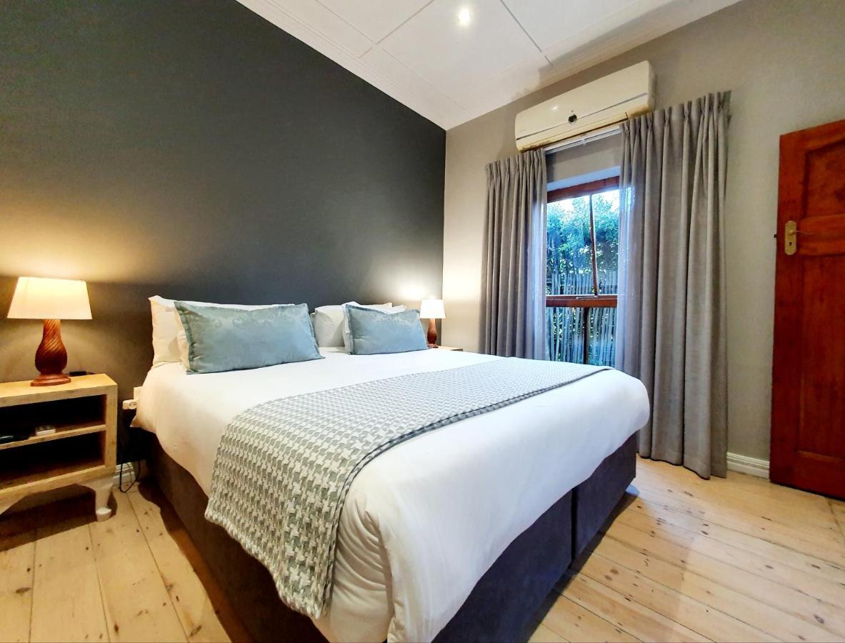 Two Fat Owls Guesthouse จอร์จ ภายนอก รูปภาพ