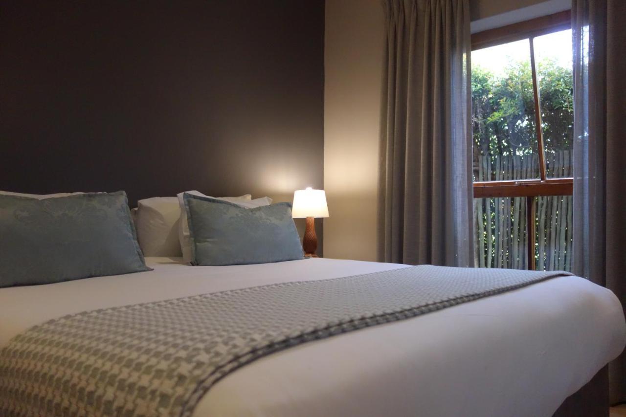 Two Fat Owls Guesthouse จอร์จ ภายนอก รูปภาพ
